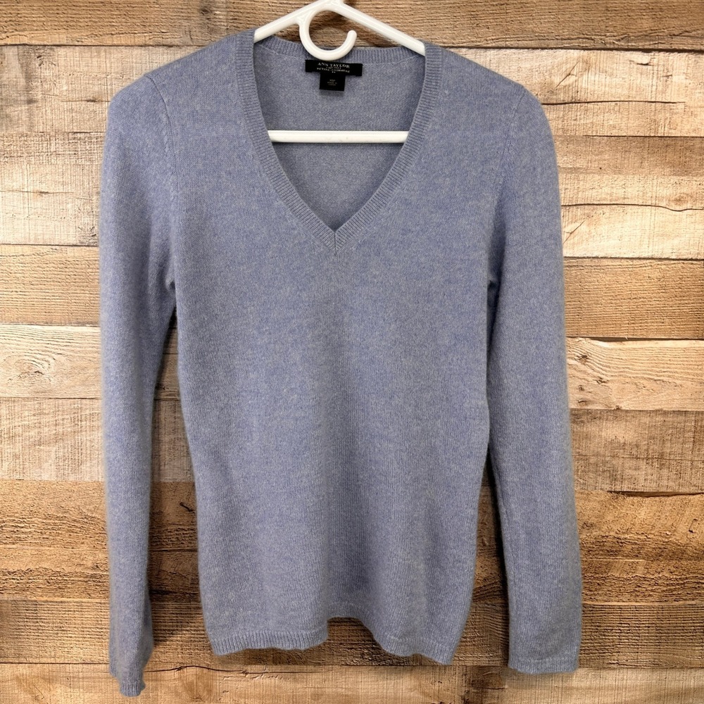 Ann Taylor Petite 100% Cashmere V-Neck Pullover Sweater Pale Blue XSP